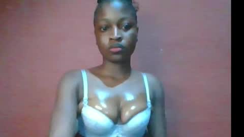 Snapshot of peetyface chatting on July 7, 2026, 6:38 am Lizzy online show from July 7, 2026, 6:38 am