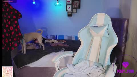 Snapshot of peggy_funn chatting on January 22, 2025, 12:16 am peggy-funn online show from January 22, 2025, 12:16 am