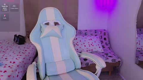 Snapshot of peggy_funn chatting on December 5, 2025, 2:31 am peggy-funn online show from December 5, 2025, 2:31 am