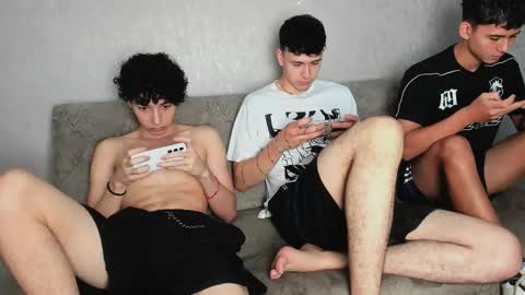 CAIN-19  ALLEN-18 RONALD-18 AUSTIN-18 MOD DANTE online show from September 12, 2025, 1:33 pm