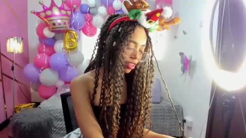 peneelopeecute online show from December 13, 2024, 8:47 pm