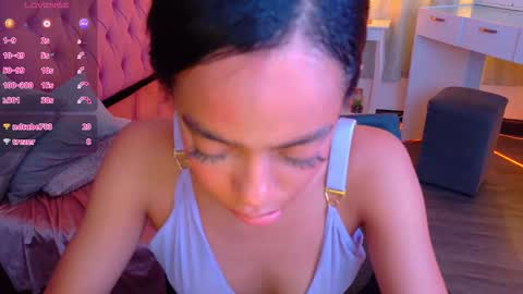 Snapshot of peneelopeecute chatting on May 6, 2026, 10:37 pm peneelopeecute online show from May 6, 2026, 10:37 pm