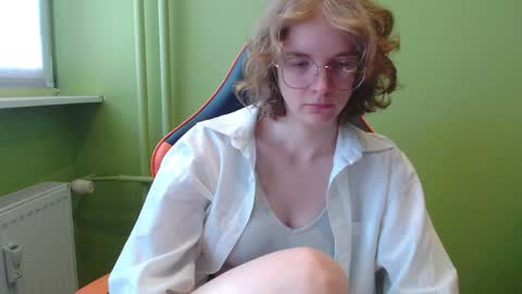 Snapshot of penny_lust chatting on May 5, 2026, 6:21 am Penny online show from May 5, 2026, 6:21 am