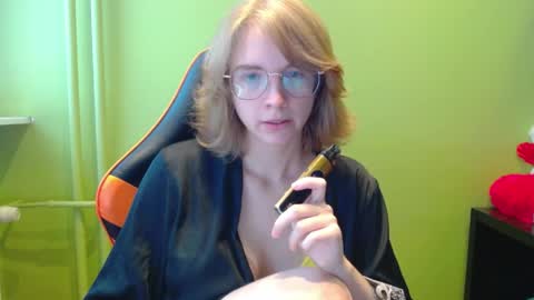 Snapshot of penny_lust chatting on May 18, 2026, 8:09 am Penny online show from May 18, 2026, 8:09 am