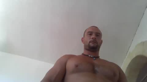 peoalex01 online show from June 25, 2026, 6:29 am