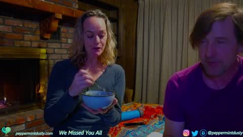 Peppermint and Dusty  online show from March 9, 2025, 4:16 am