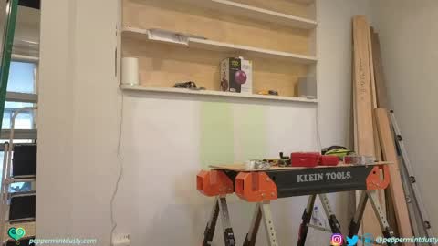 Peppermint and Dusty  online show from March 11, 2026, 6:47 pm