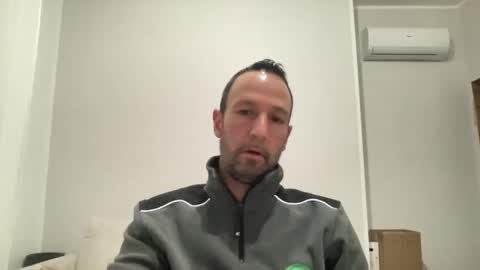 peppinslosqualo online show from February 17, 2025, 5:14 am