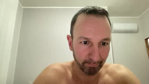 peppinslosqualo online show from March 7, 2025, 5:49 pm