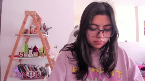 Sarah Ana Banana online show from December 31, 2024, 1:08 pm