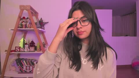 Sarah Ana Banana online show from January 7, 2025, 12:45 am