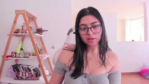 Sarah Ana Banana online show from January 14, 2025, 5:01 pm