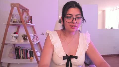 Sarah Ana Banana online show from January 22, 2025, 10:48 pm