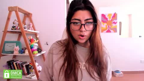 Sarah Ana Banana online show from March 3, 2026, 7:20 pm