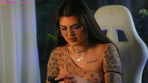 Dee online show from December 20, 2024, 9:21 am