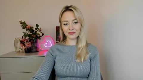 Snapshot of perfectxcindy chatting on December 15, 2024, 10:28 am Cindy online show from December 15, 2024, 10:28 am