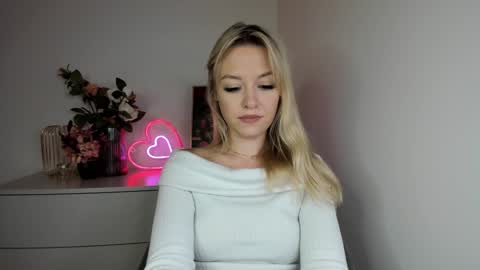 Snapshot of perfectxcindy chatting on December 19, 2024, 10:34 am Cindy online show from December 19, 2024, 10:34 am