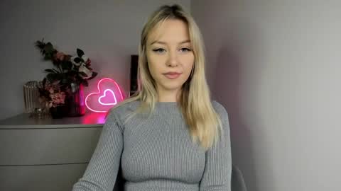 Snapshot of perfectxcindy chatting on December 20, 2024, 6:29 am Cindy online show from December 20, 2024, 6:29 am