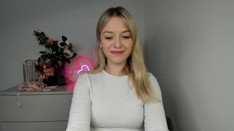 Snapshot of perfectxcindy chatting on January 8, 2025, 12:26 pm Cindy online show from January 8, 2025, 12:26 pm