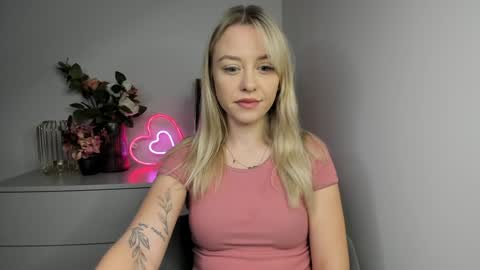 Snapshot of perfectxcindy chatting on January 10, 2025, 6:20 am Cindy online show from January 10, 2025, 6:20 am