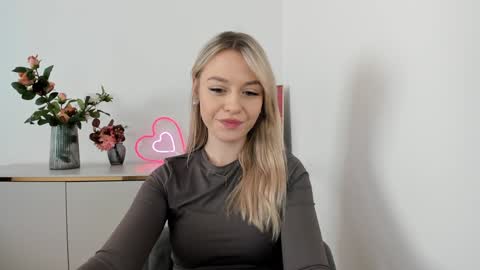 Snapshot of perfectxcindy chatting on January 27, 2025, 9:23 am Cindy online show from January 27, 2025, 9:23 am