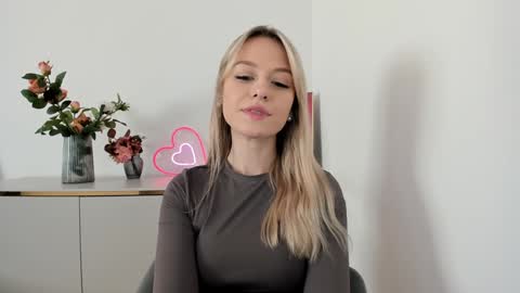 Snapshot of perfectxcindy chatting on January 27, 2025, 12:26 pm Cindy online show from January 27, 2025, 12:26 pm