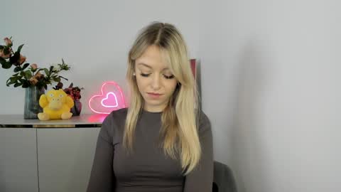 Snapshot of perfectxcindy chatting on February 3, 2025, 9:30 am Cindy online show from February 3, 2025, 9:30 am