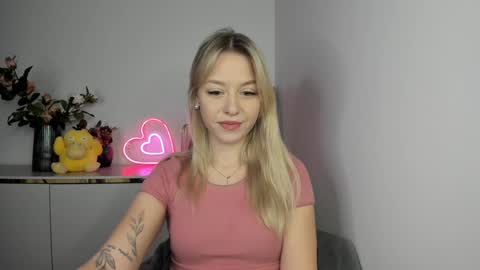 Snapshot of perfectxcindy chatting on February 4, 2025, 6:25 am Cindy online show from February 4, 2025, 6:25 am