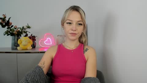 Snapshot of perfectxcindy chatting on February 5, 2025, 12:27 pm Cindy online show from February 5, 2025, 12:27 pm