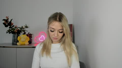 Snapshot of perfectxcindy chatting on February 6, 2025, 9:32 am Cindy online show from February 6, 2025, 9:32 am