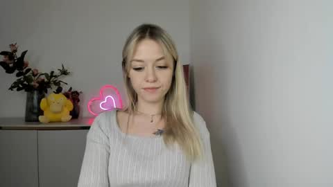 Snapshot of perfectxcindy chatting on February 14, 2025, 11:31 am Cindy online show from February 14, 2025, 11:31 am