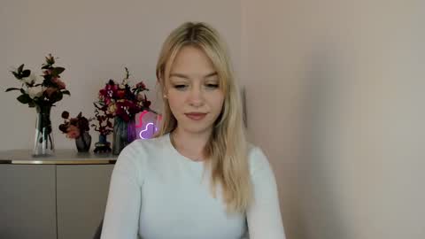 Snapshot of perfectxcindy chatting on March 10, 2025, 10:15 am Cindy online show from March 10, 2025, 10:15 am