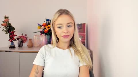 Snapshot of perfectxcindy chatting on September 12, 2025, 5:29 am Cindy online show from September 12, 2025, 5:29 am