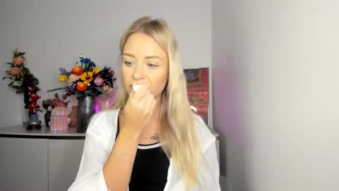 Snapshot of perfectxcindy chatting on September 29, 2025, 5:23 am Cindy online show from September 29, 2025, 5:23 am