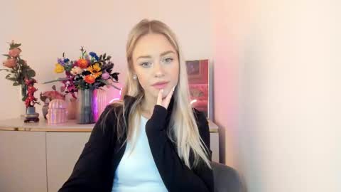 Snapshot of perfectxcindy chatting on October 3, 2025, 5:37 am Cindy online show from October 3, 2025, 5:37 am