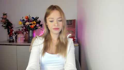 Snapshot of perfectxcindy chatting on October 13, 2025, 5:29 am Cindy online show from October 13, 2025, 5:29 am