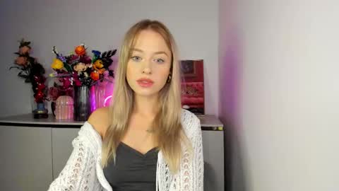 Snapshot of perfectxcindy chatting on November 3, 2025, 6:25 am Cindy online show from November 3, 2025, 6:25 am