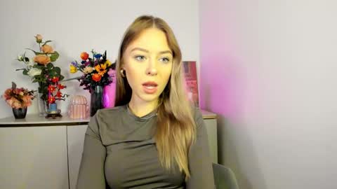 Snapshot of perfectxcindy chatting on November 18, 2025, 6:29 am Cindy online show from November 18, 2025, 6:29 am