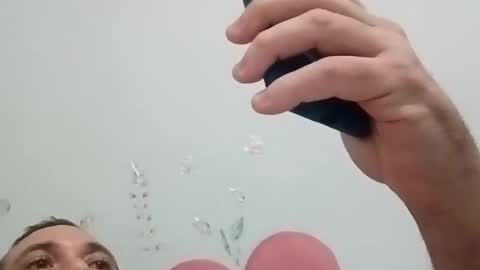 perigosotarado1 online show from November 1, 2025, 8:16 am