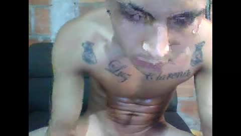 Snapshot of perlalengua chatting on June 3, 2026, 11:32 pm perlalengua online show from June 3, 2026, 11:32 pm