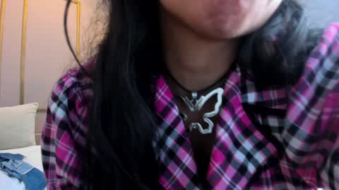 PerlaPreciosa online show from February 2, 2025, 4:11 pm