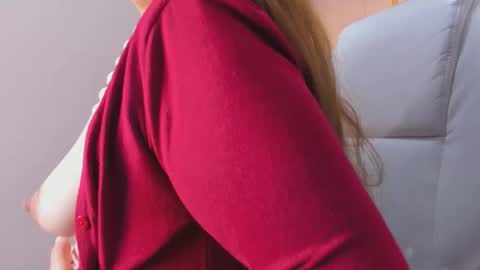 PerlaPreciosa online show from February 27, 2026, 4:34 am