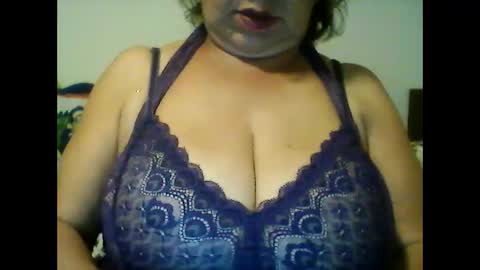 perlita070822 online show from December 10, 2024, 4:56 am
