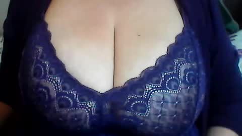 Snapshot of perlita070822 chatting on July 30, 2026, 3:16 am perlita070822 online show from July 30, 2026, 3:16 am