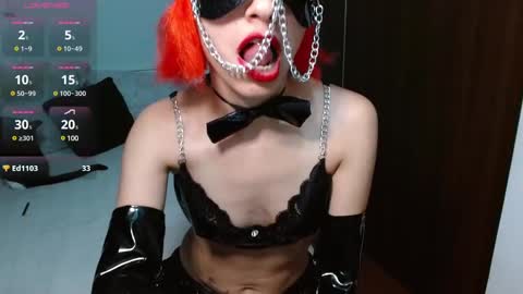 Snapshot of persefone_fire chatting on December 4, 2024, 11:02 pm persefone_fire online show from December 4, 2024, 11:02 pm