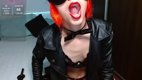 Snapshot of persefone_fire chatting on December 9, 2024, 10:30 pm persefone_fire online show from December 9, 2024, 10:30 pm