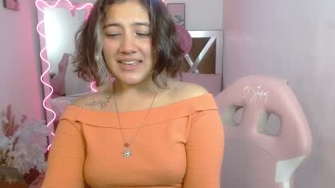 Persefone  online show from February 8, 2025, 12:17 pm