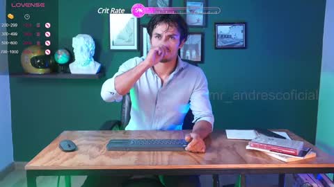 andres    online show from January 8, 2025, 12:58 pm