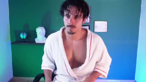 andres    online show from January 19, 2025, 1:44 pm