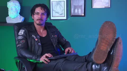 andres    online show from February 7, 2025, 7:17 pm